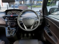 Chrysler Ypsilon 0.9 AMT 85 AG 7