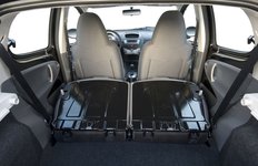 Peugeot 107 I 1.4 MT 54 AG 14