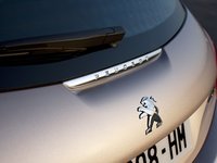 Peugeot 208 I 1.0 MT 68 AG 2