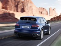 Porsche Cayenne II Facelift (958) 4.1 AT 385 AG AWD 8