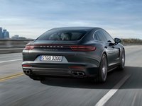Porsche Panamera II 3.0 AMT 330 AG 7