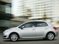 Toyota Auris I 1.6 MT 132 AG 11