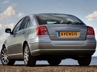 Toyota Avensis II Facelift 2.4 AT 163 AG 4