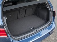 Volkswagen Golf VII 1.6 AMT 105 AG 12