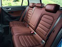 Volkswagen Golf VII 1.6 MT 110 AG 17