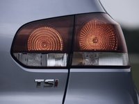Volkswagen Golf VI 1.6 MT 90 AG 13