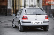 Volkswagen Golf IV 1.9 MT 115 AG 4