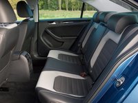 Volkswagen Jetta VI Facelift 1.6 MT 90 AG 15