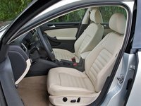 Volkswagen Jetta VI 2.5 MT 170 AG 4
