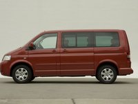 Volkswagen Multivan T5 2.5 MT 174 AG AWD 11