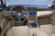 Volkswagen Passat B6 1.6 MT 115 AG 9