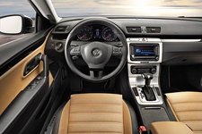 Volkswagen Passat CC I 2.0 MT 170 AG AWD 10