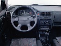 Volkswagen Polo III 1.0 MT 45 AG 4