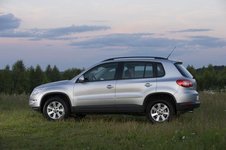 Volkswagen Tiguan I 2.0 AT 200 AG 15