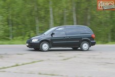 Chrysler Voyager IV Facelift 3.3 AT 174 AG AWD 2